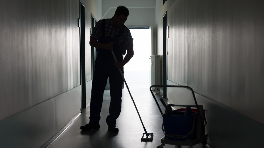 האם העסקה ישירה של עובדי הקבלן היא הפתרון? האם העסקה ישירה של עובדי הקבלן היא הפתרון?