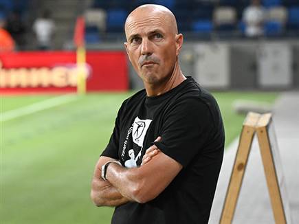 "השנים עוברות והטעויות חוזרות". אריה (ברני ארדוב)