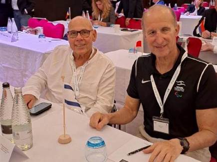 (משמאל מטלון, מימין בולוטין בלונדון) (צילום: ספורט 5)