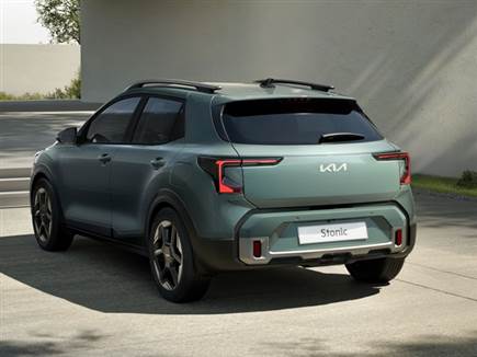 הבסיס זהה, העיצוב מבחוץ ומבפנים חדש