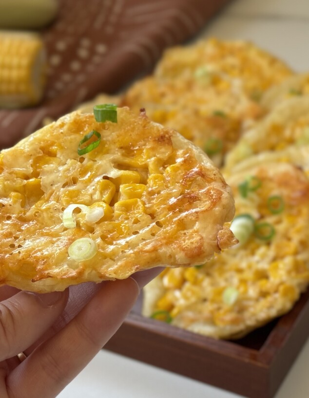 אפשר להסתער. מאפה תירס ובצק עלים מוכן אפשר להסתער. מאפה תירס ובצק עלים מוכן