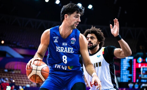ישראל נגד בלגיה (צילום: fiba photos)