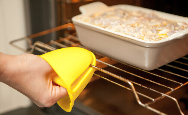 תבנית אפייה, תנור, כפפות לתנור, כפפת סיליקון לתנור