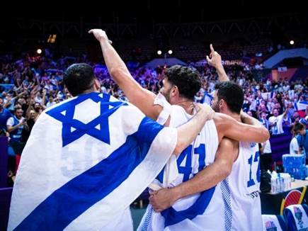 דיברו על הגיבוש (FIBA) (צילום: ספורט 5)