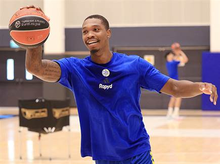 (צילום: אלן שיבר) (צילום: ספורט 5)