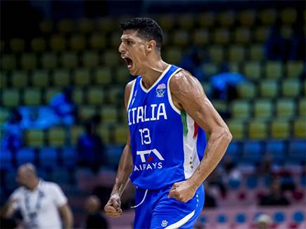 כבר התפוצץ עם 39 נקודות (FIBA) (צילום: ספורט 5)