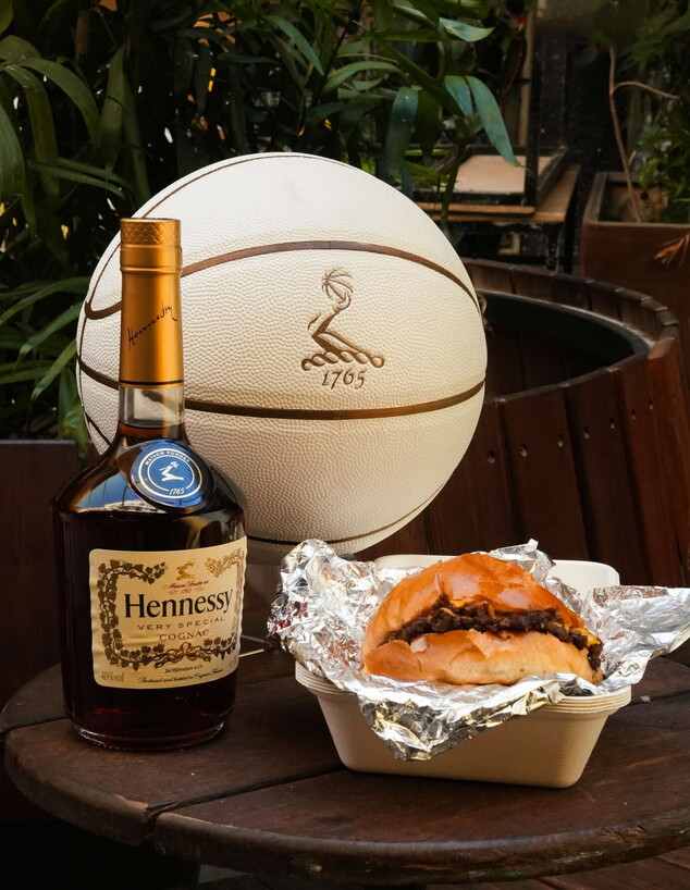 הנסי ואיל שני. BALLOUT בתדר הנסי ואיל שני. BALLOUT בתדר