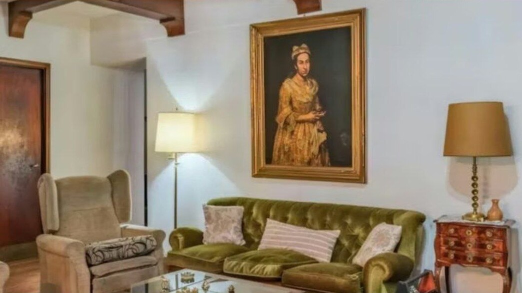 יצירת האומנות "דיוקנה של אישה" שהופיעה במודעה יצירת האומנות "דיוקנה של אישה" שהופיעה במודעה