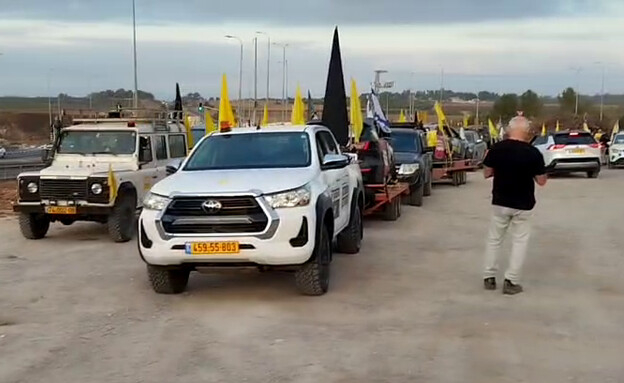 שיירת רכבים בלטרון עולה לירושלים (צילום: ליאורה בנימין )