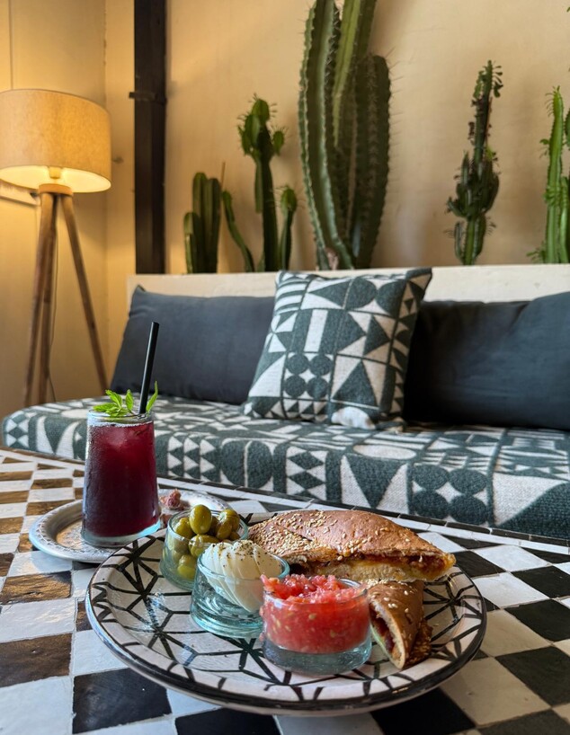 מאפה מבצק חצ'פורי מאפה מבצק חצ'פורי