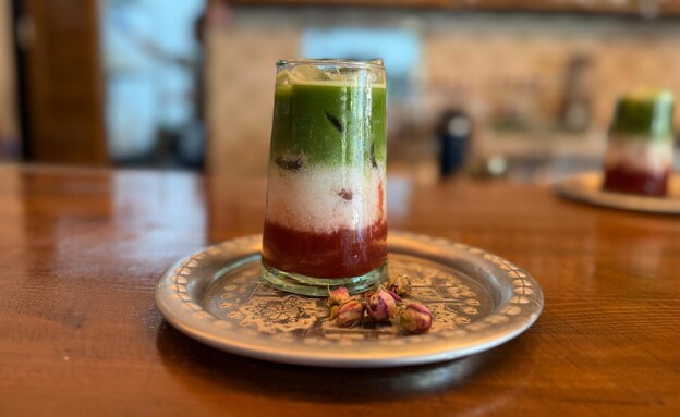 מאצ'ה תות בסגנון מרוקאי מאצ'ה תות בסגנון מרוקאי