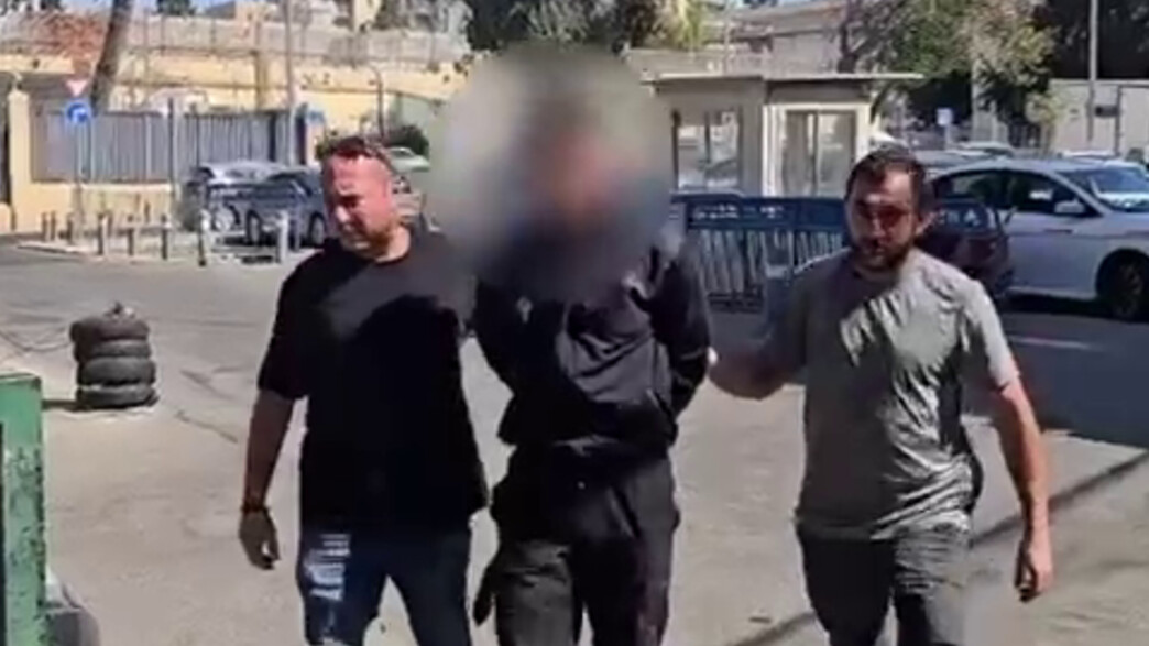 מעצרו של תושב מזרח ירושלים שהעיד כי יורק לגלידה מעצרו של תושב מזרח ירושלים שהעיד כי יורק לגלידה