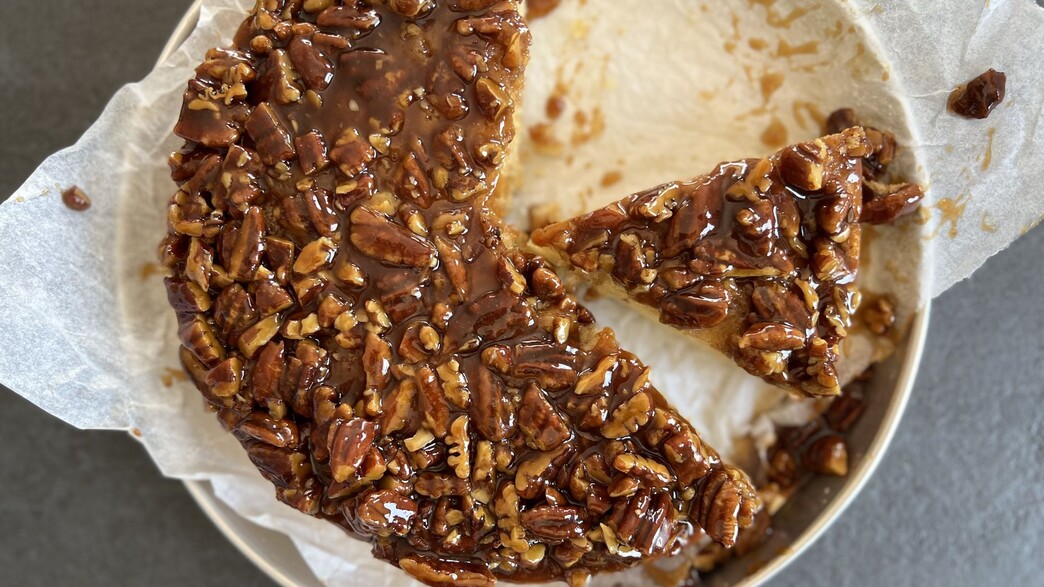 עוגת פקאן הפוכה עוגת פקאן הפוכה