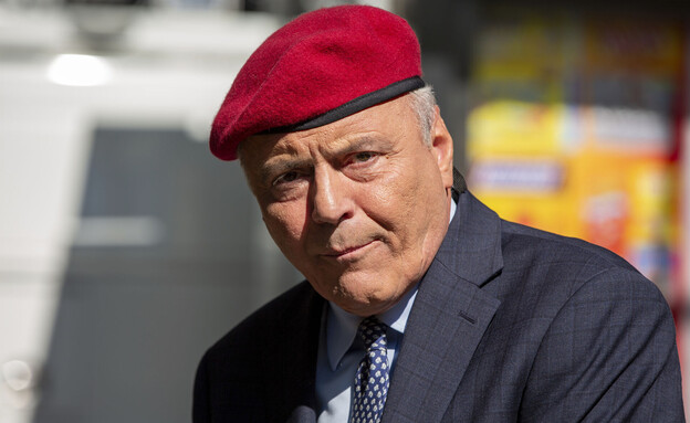 קרטיס סליווה קרטיס סליווה