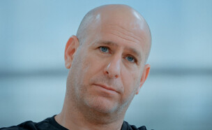 חנוך דאום  (צילום: מתוך "ריאיון מיוחד", קשת 12)