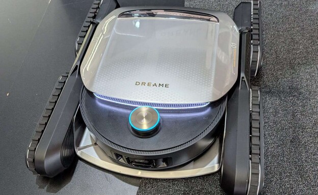 Dreame Bionic QuadTrack Stair Climbing System