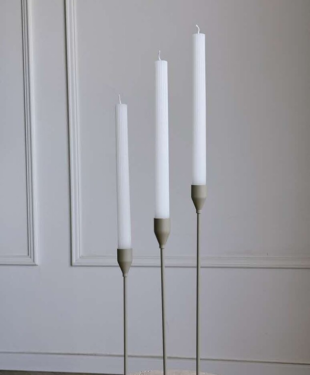 מארז חגים, ג שלישיית פמוטים ונרות בטקסטורה מארז חגים, ג שלישיית פמוטים ונרות בטקסטורה