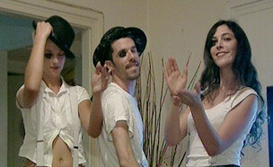 תצוגת אופנה נוסח סיימון