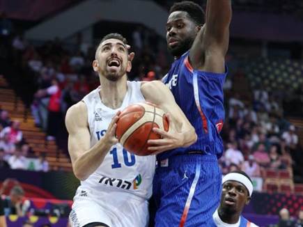 “התפקיד השתנה, הוא מבין את זה“ (אלן שיבר) (צילום: ספורט 5)