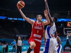 (FIBA) (צילום: ספורט 5)