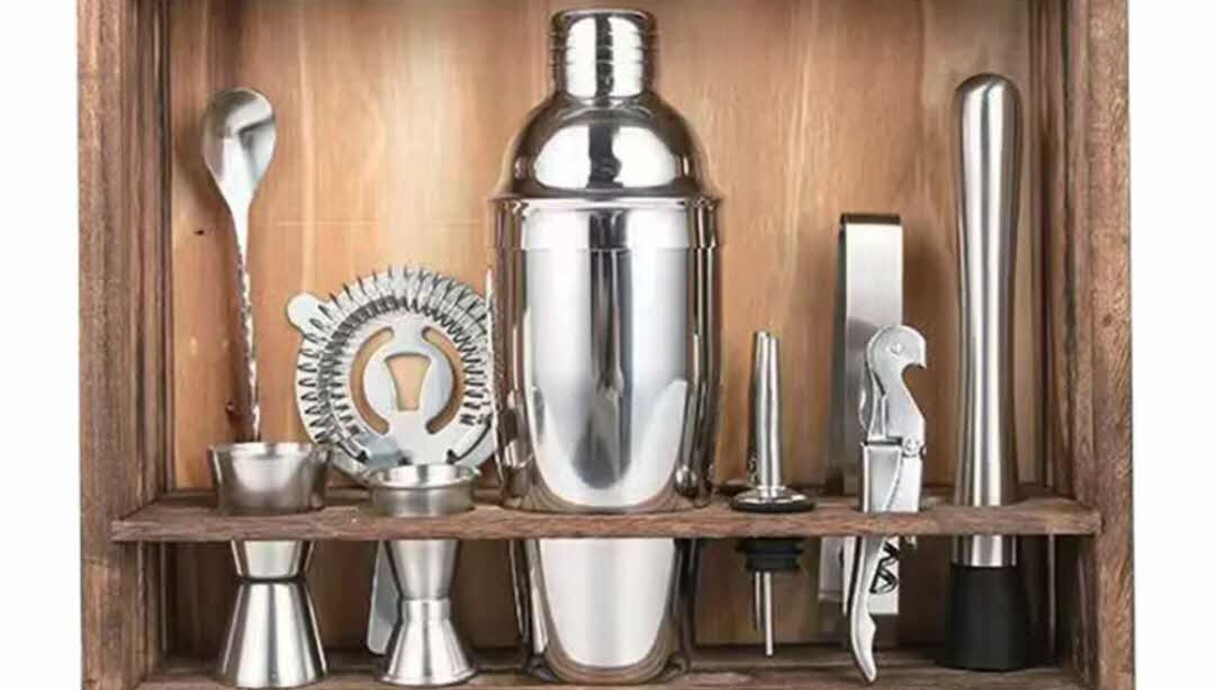 מארז חגים, ערכת ברמן שייקר במעמד עץ אלגנטי_מחיר 249 שח'_להשיג ברשת מארז חגים, ערכת ברמן שייקר במעמד עץ אלגנטי