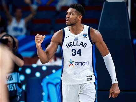 והוא חולם על מדליה ראשונה עם יוון (FIBA)