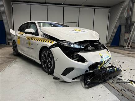 הטורקים והסיניים עם 5 כוכבים, אבל ב.מ.וו מסתפקת ב-4...