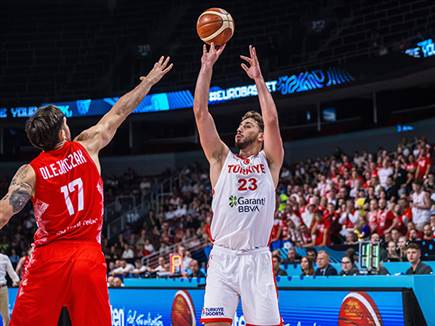 את שנגון אי אפשר היה לעצור (Photo by Massimo Ceretti/FIBA via Getty Images)