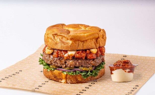 קובנה בורגר במוזס שופ