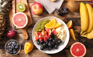 פירות  (צילום: shutterstock_margouillat_photo)