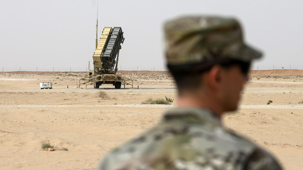 סוללות פטריוט בסעודיה, עליהן הלייזר הסיני נועד להג