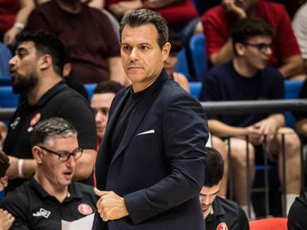 איטודיס. וי גדול (עודד קרני)