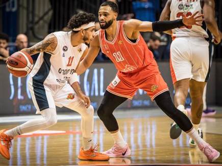 לא כוחות (עודד קרני)