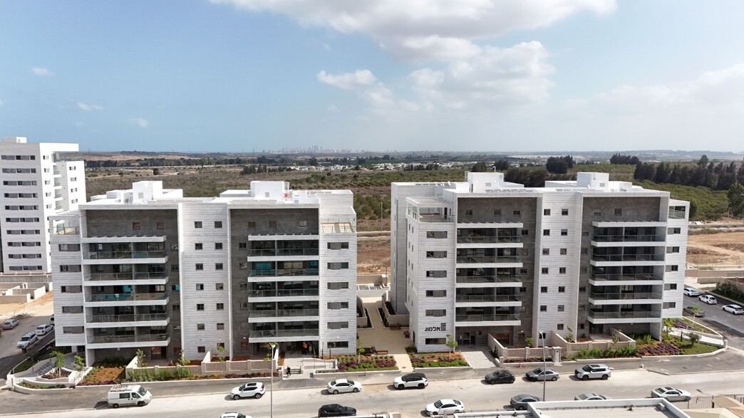 RED BY ALMOG, אשקלון