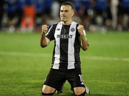 ממשיך ביכולת. נאתכו (GETTY) (צילום: ספורט 5)