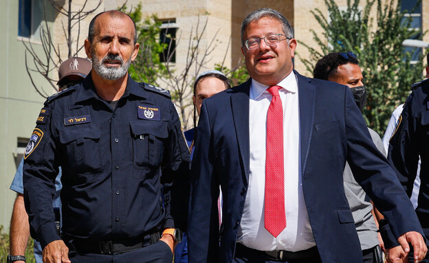 השר לביטחון לאומי איתמר בן גביר ומפכ