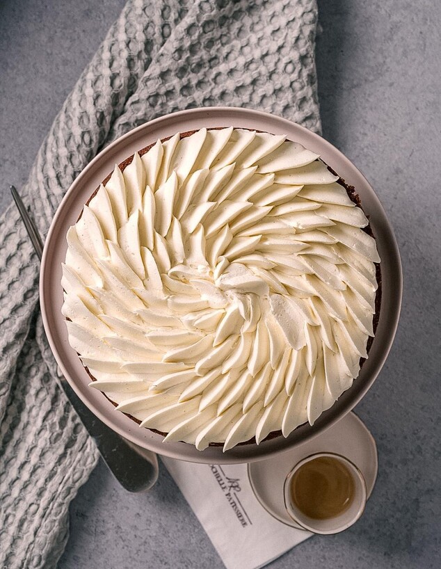 עוגת ראש השנה של רושל פטיסרי עוגת ראש השנה של רושל פטיסרי