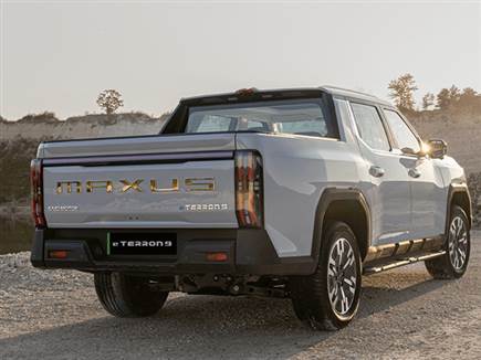 מקסוס eTERRON 9 - חזק מטויוטה היילקס, אבל מה לגבי כושר העמסה? (צילום: ספורט 5)