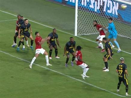 השער שנפסל לצ`יקו (צילום: ספורט 5)