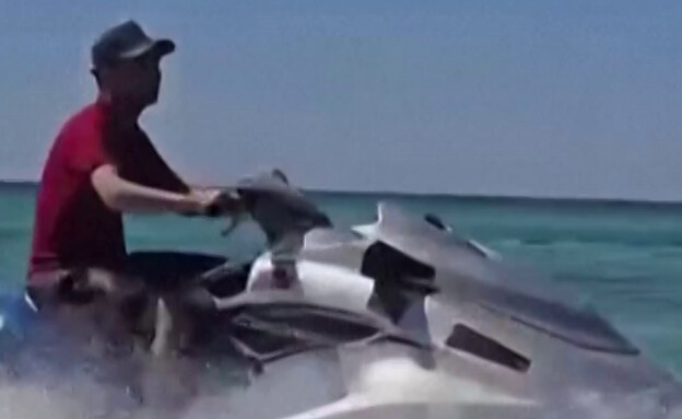 עזתי בורח על אופנוע ים לאירופה