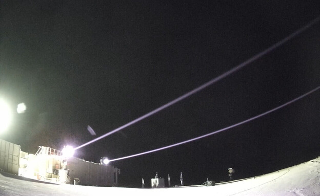 מערכת הלייזר (Iron Beam) (צילום: אגף דוברות וקשרי ציבור במשרד הביטחון)