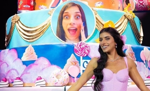 עוגת המיליון של עומר לוי (צילום: יובל אטיאס, תיאטרון "סיקרא" באשקלון)