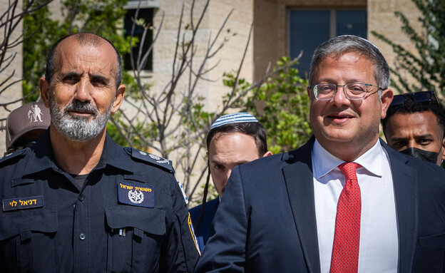 השר לביטחון לאומי איתמר בן גביר ומפכ