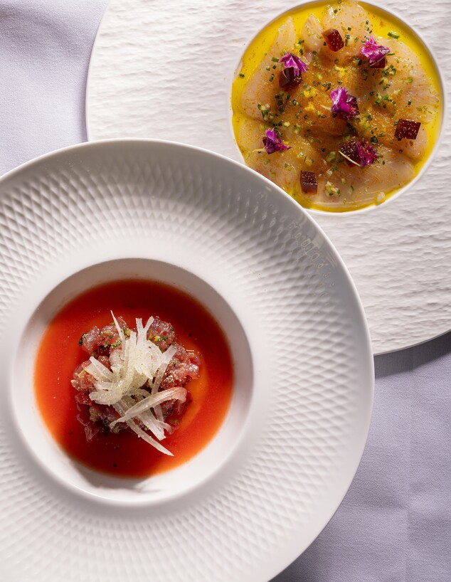 מסעדת זקס ברחובות. טרטר טונה וסשימי הדרים מסעדת זקס ברחובות. טרטר טונה וסשימי הדרים