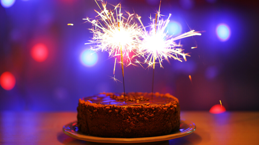 עוגת יום הולדת עוגת יום הולדת