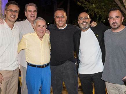 הנהלת מכבי ת“א. מתכוננים לעונה חדשה (האתר הרשמי של מכבי ת“א) (צילום: ספורט 5)