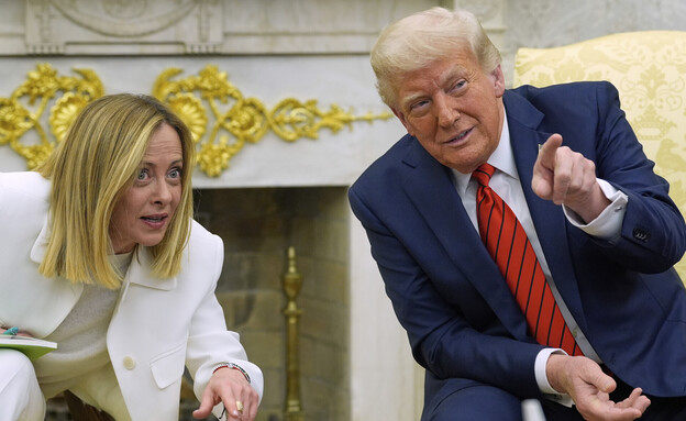 נשיא ארה"ב דונלד טראמפ עם ג׳ורג׳יה מלוני נשיא ארה"ב דונלד טראמפ עם ג׳ורג׳יה מלוני