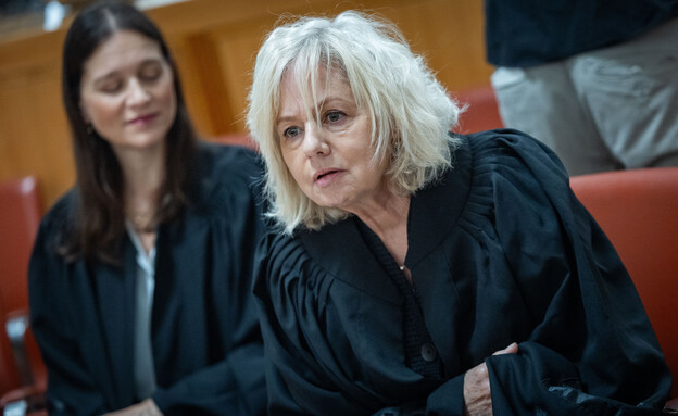 גלי בהרב מיארה בטקס פרידה מהשופט אלרון