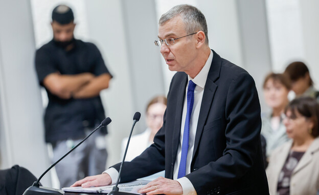 שר המשפטים יריב לוין בטקס פרידה מהשופט אלרון שר המשפטים יריב לוין בטקס פרידה מהשופט אלרון