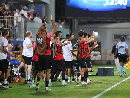 קיבלו שש סיבות טובה לקפוץ מהמקום (לירון מולדובן)